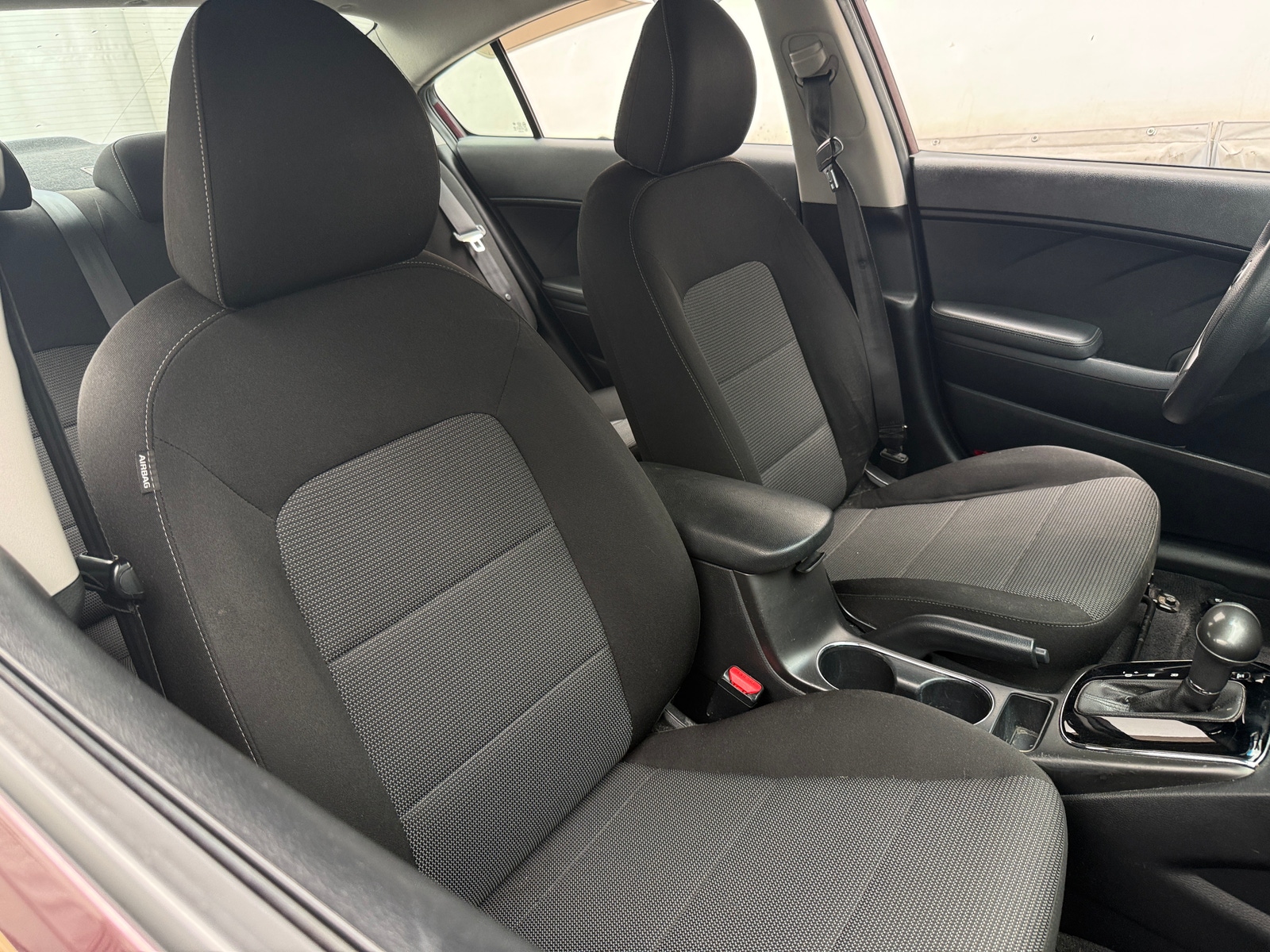 Thumbnail: 2018 Kia Forte - 2