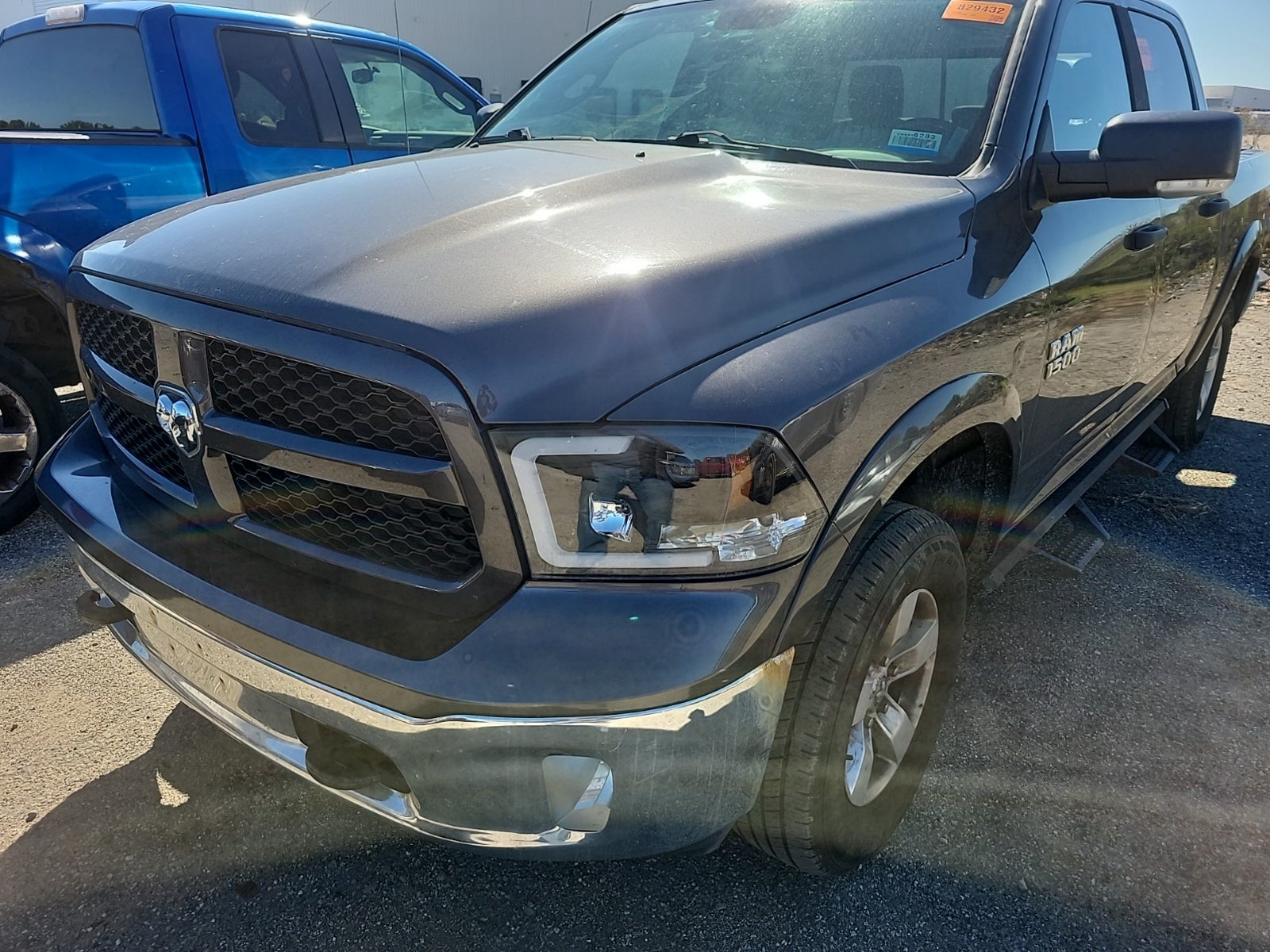 2015 Ram 1500 4WD Crew Cab 140.5" Outdoorsman