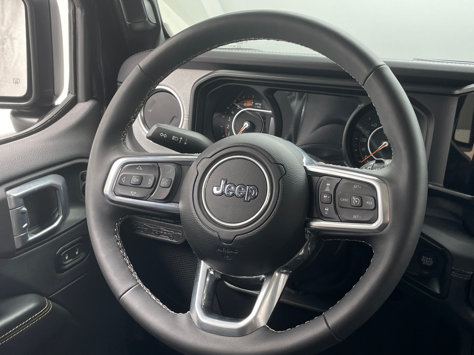 Thumbnail: 2025 Jeep Wrangler - 5