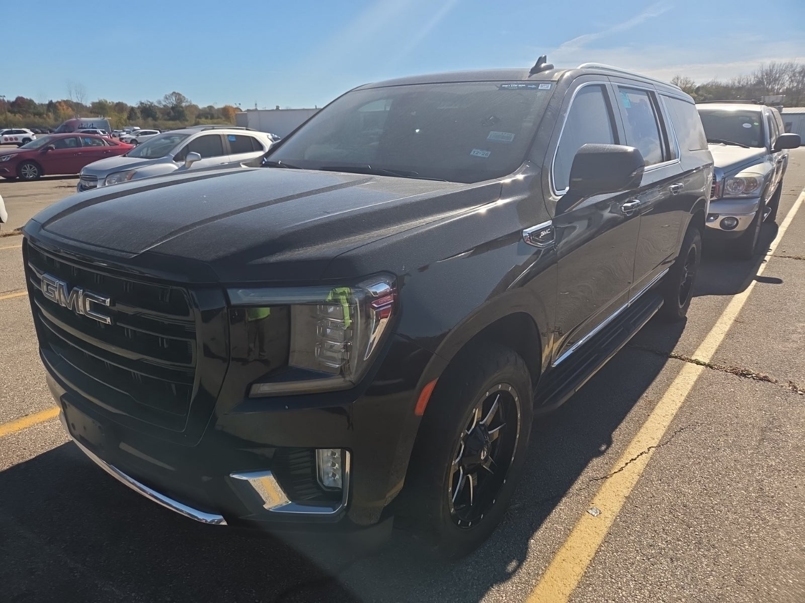 2022 GMC Yukon XL SLT