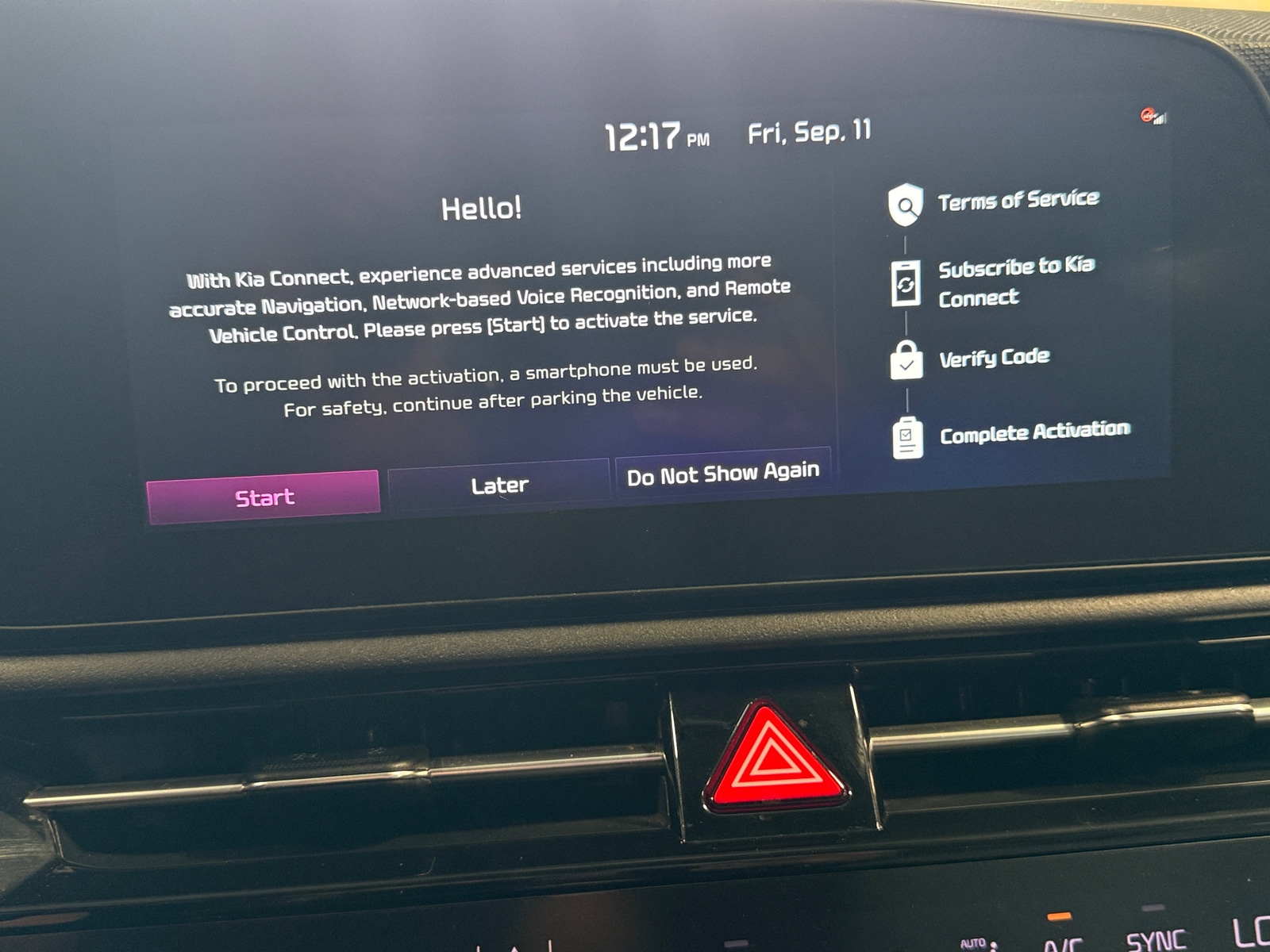 Thumbnail: 2023 Kia Niro - 3