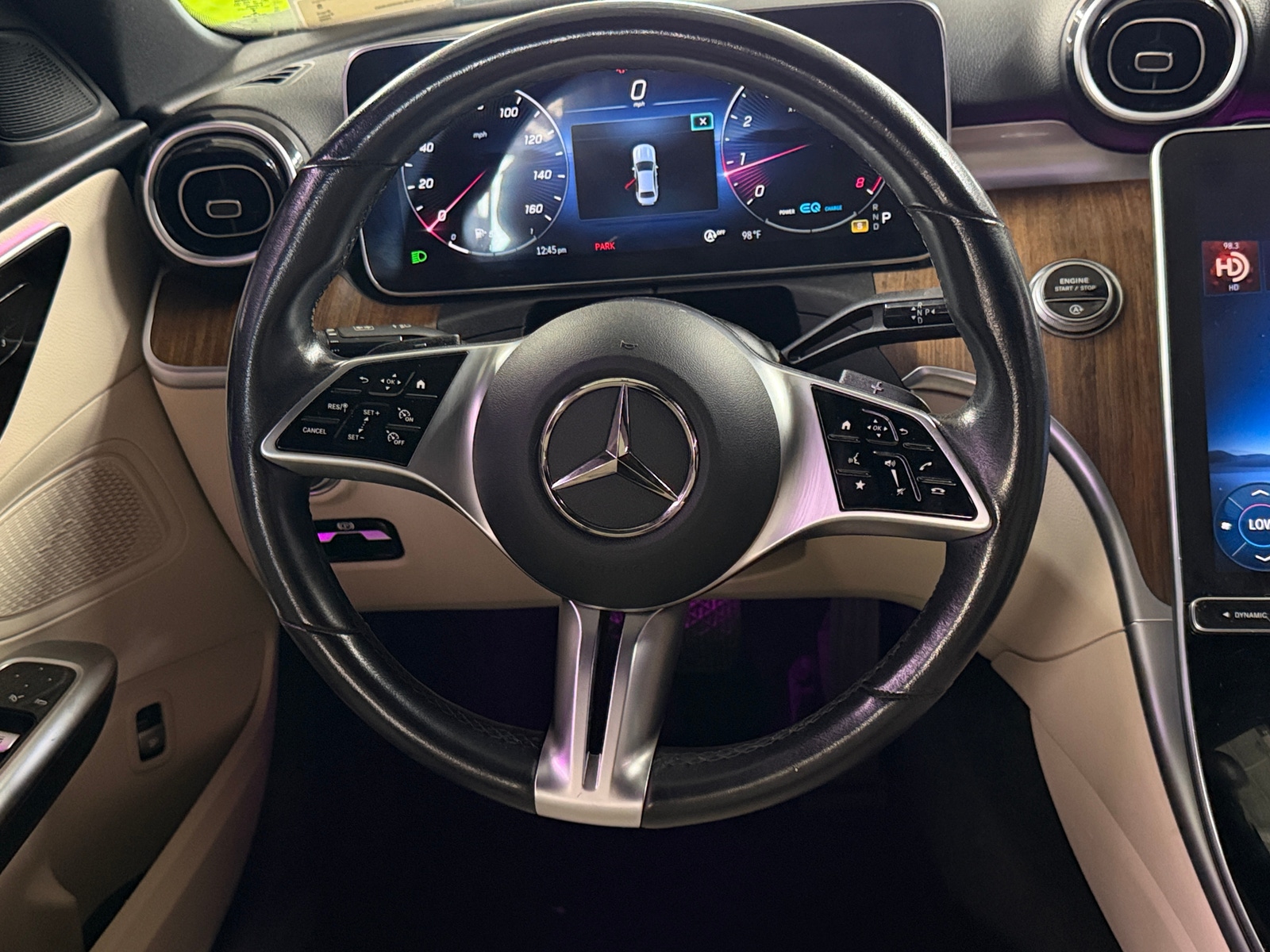 Thumbnail: 2022 Mercedes-Benz C-Class - 4