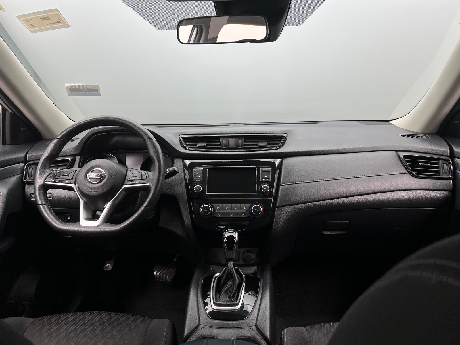 Thumbnail: 2019 Nissan Rogue - 3