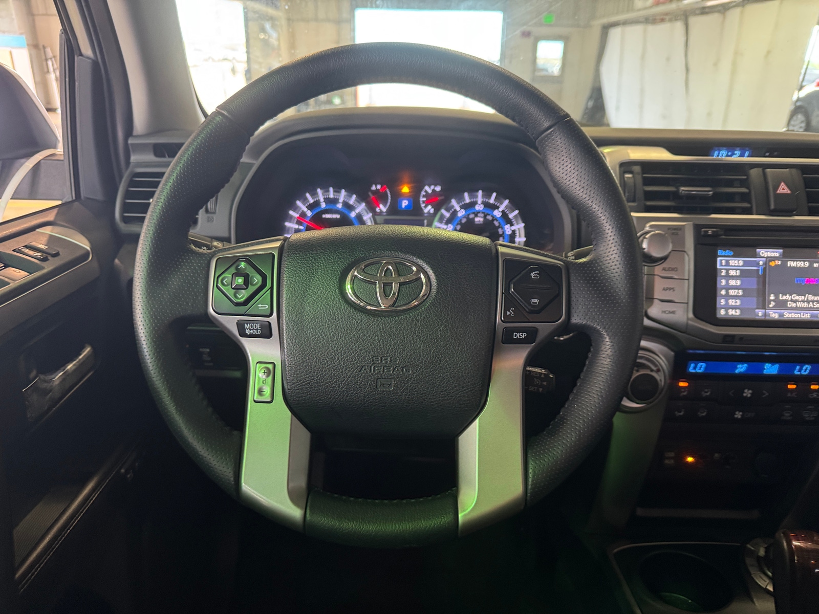 Thumbnail: 2017 Toyota 4Runner - 5
