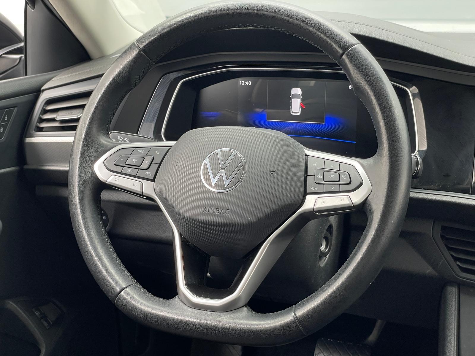 Thumbnail: 2024 Volkswagen Jetta - 5