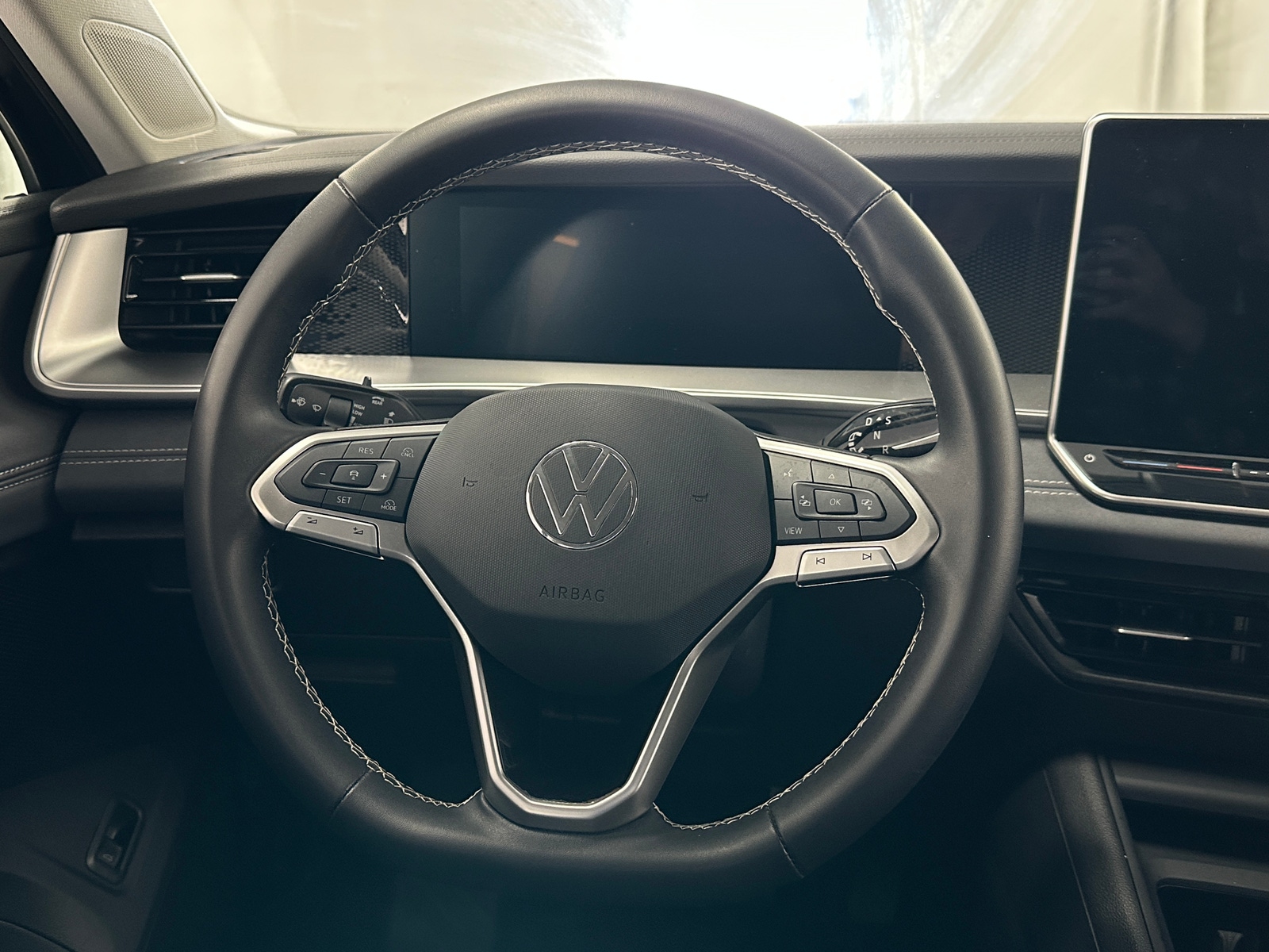Thumbnail: 2026 Volkswagen Tiguan - 4
