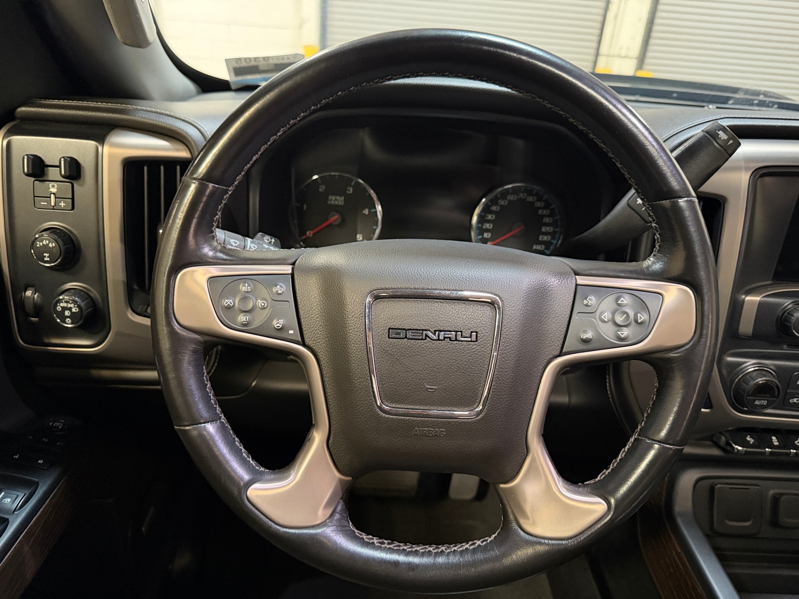 Thumbnail: 2019 GMC Sierra 2500 - 4