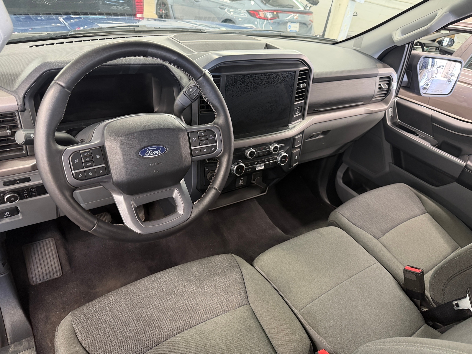 Thumbnail: 2025 Ford Econoline - 3
