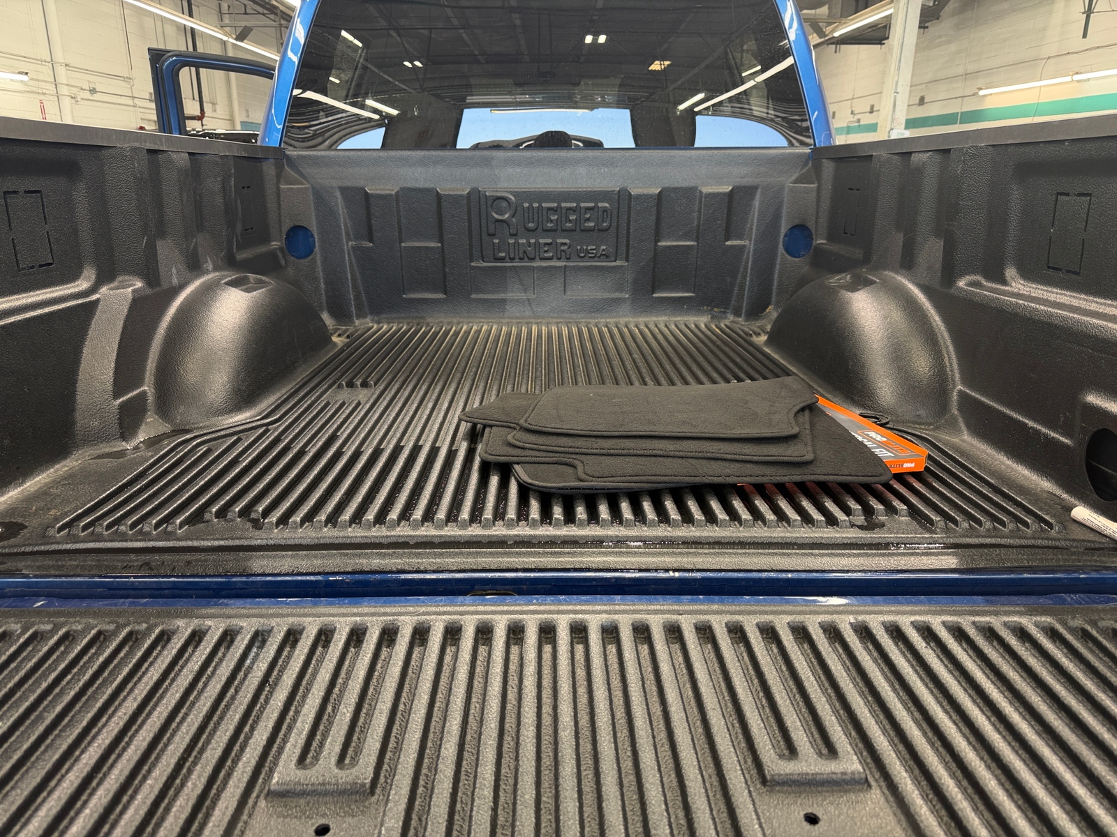 Thumbnail: 2025 Ford Econoline - 7