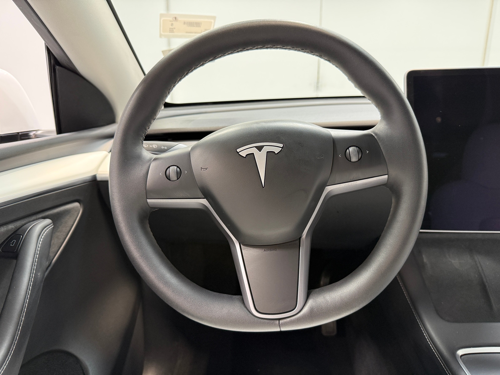 Thumbnail: 2025 Tesla Model Y - 4