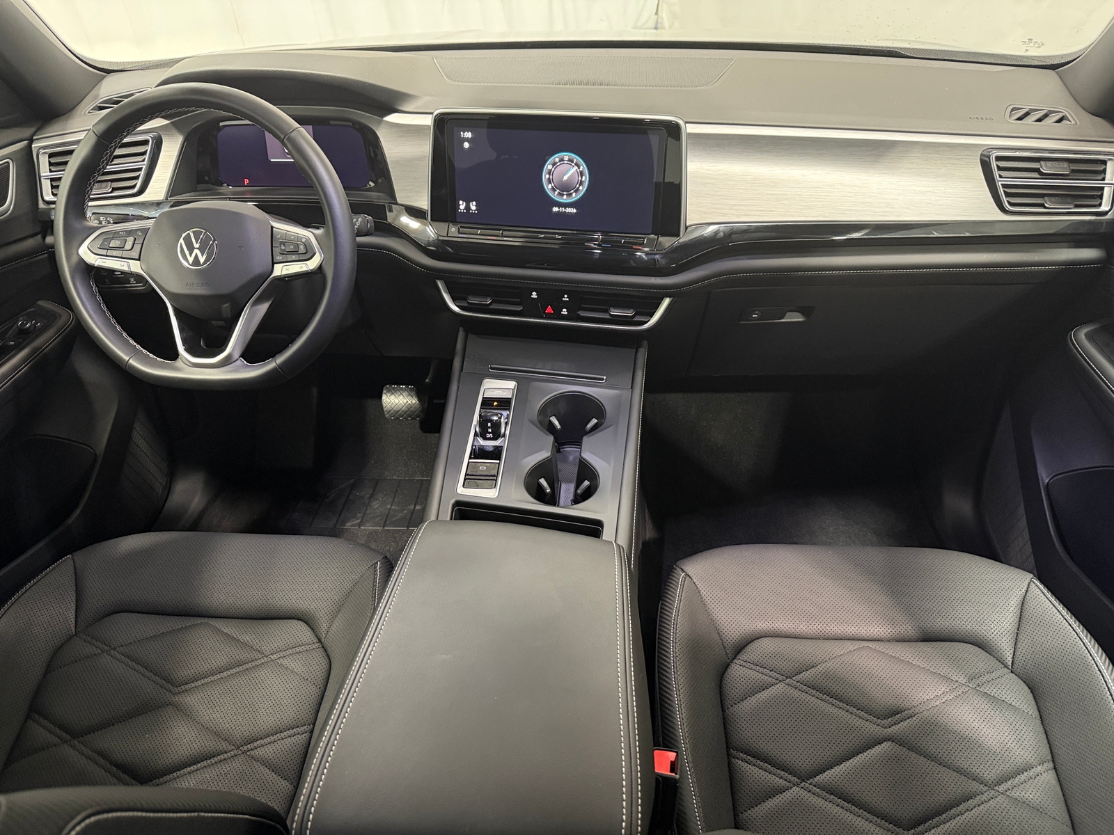 Thumbnail: 2026 Volkswagen Atlas - 3