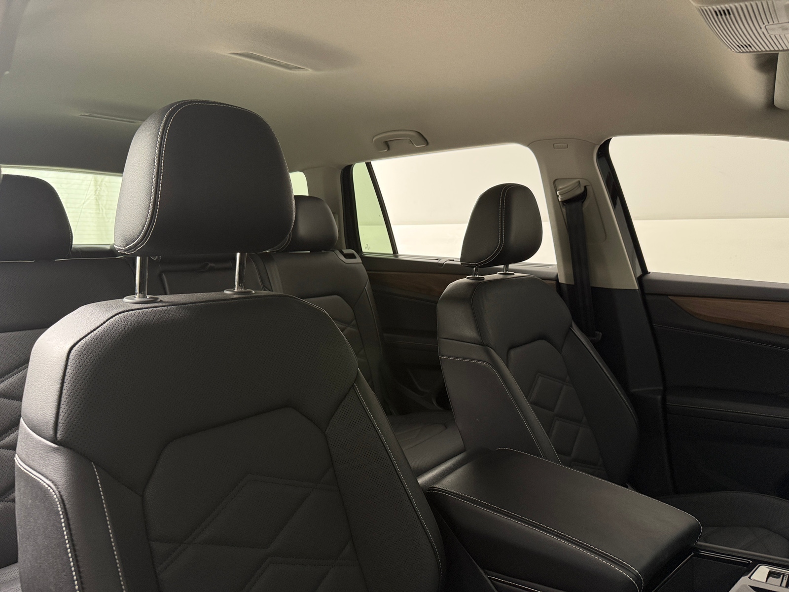 Thumbnail: 2026 Volkswagen Atlas - 2