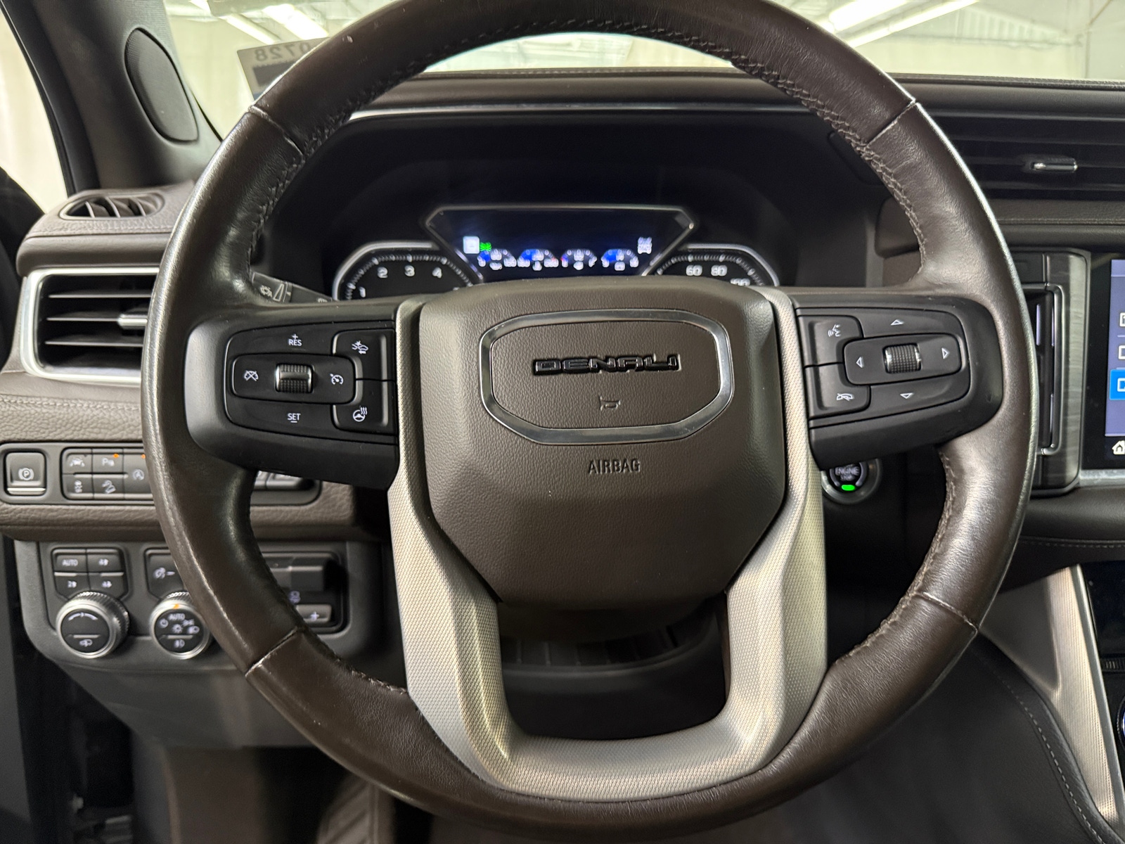 Thumbnail: 2021 GMC Yukon - 4
