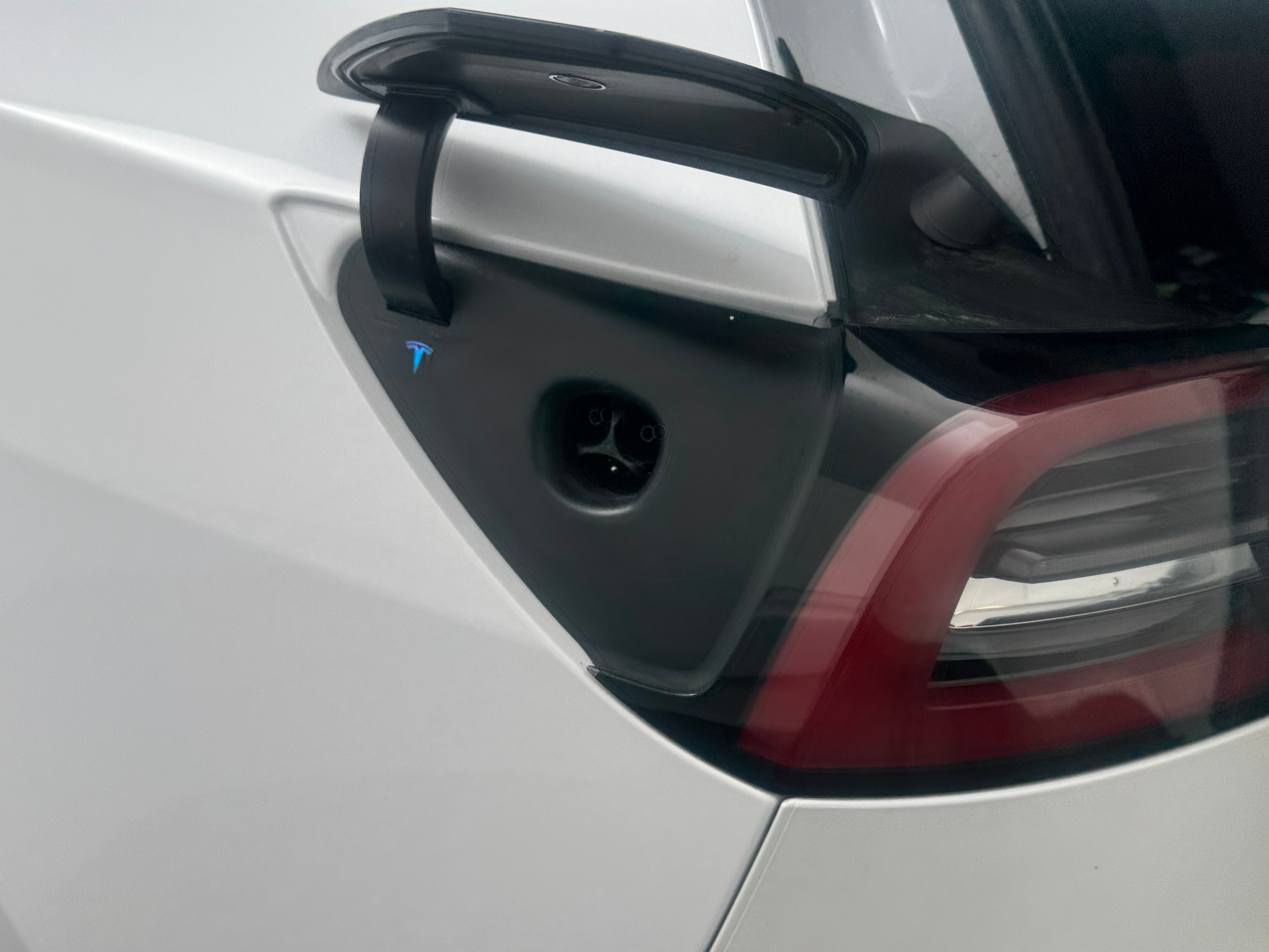 Used 2023 Tesla Model Y Base with VIN 7SAYGDED7PF955989 for sale in Auburn, WA