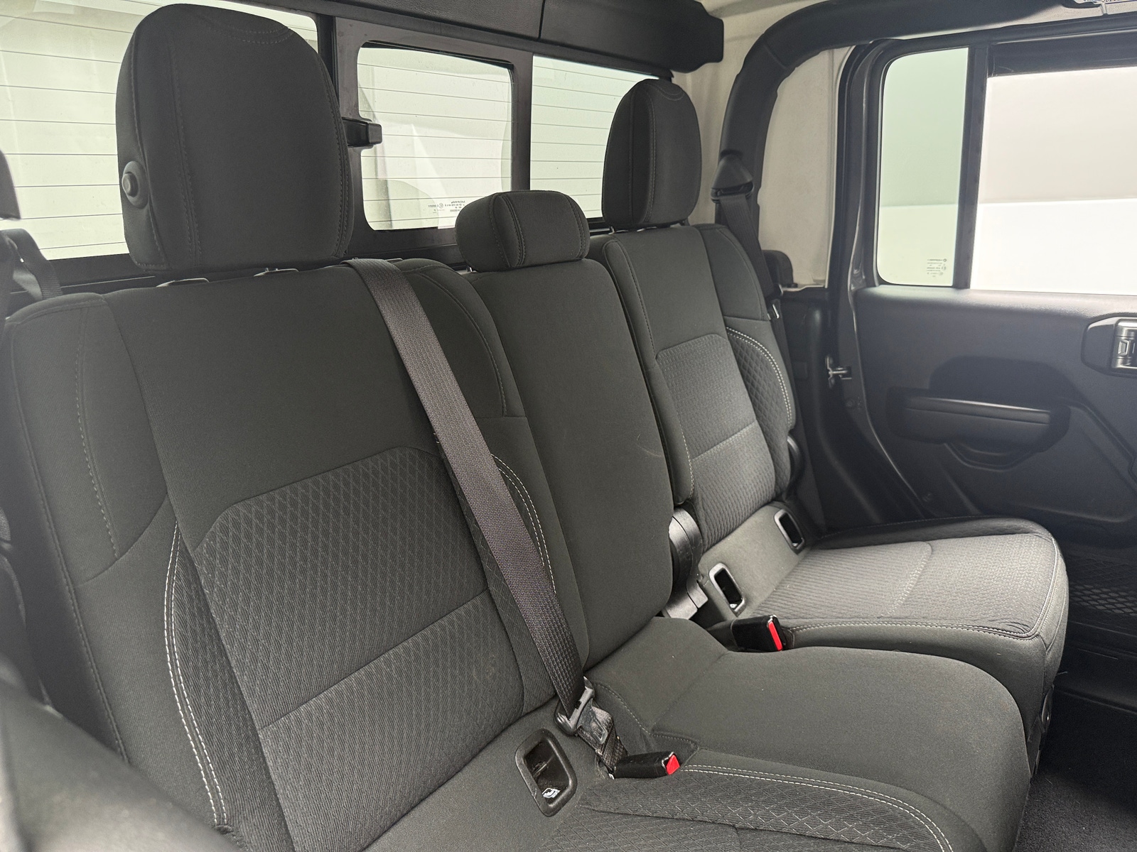 Thumbnail: 2021 Jeep Gladiator - 6