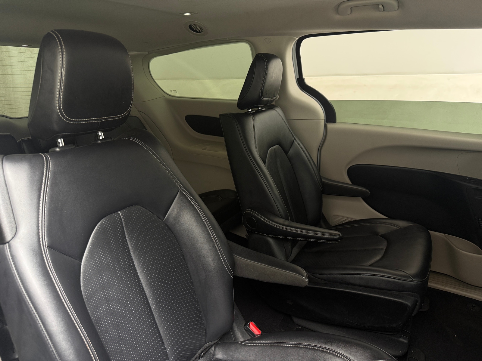 Thumbnail: 2024 Chrysler Pacifica - 5