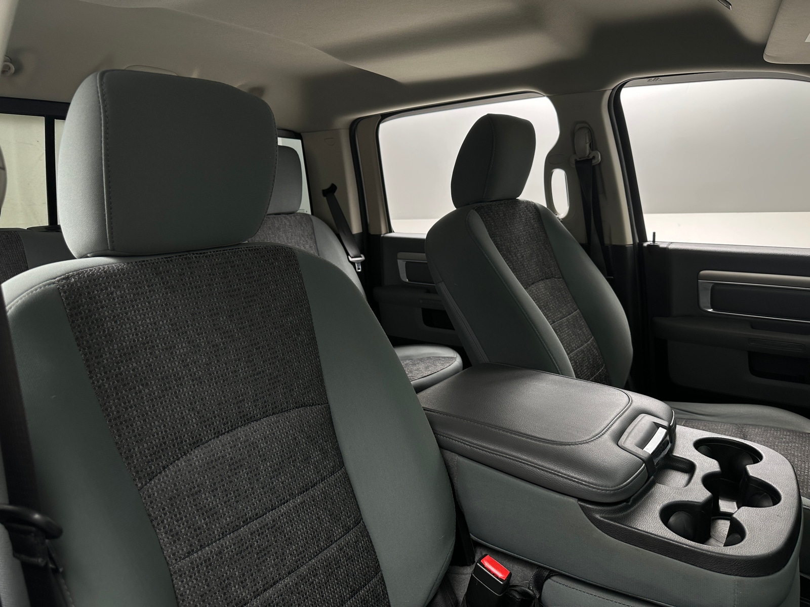 Thumbnail: 2019 RAM 1500 Classic - 2