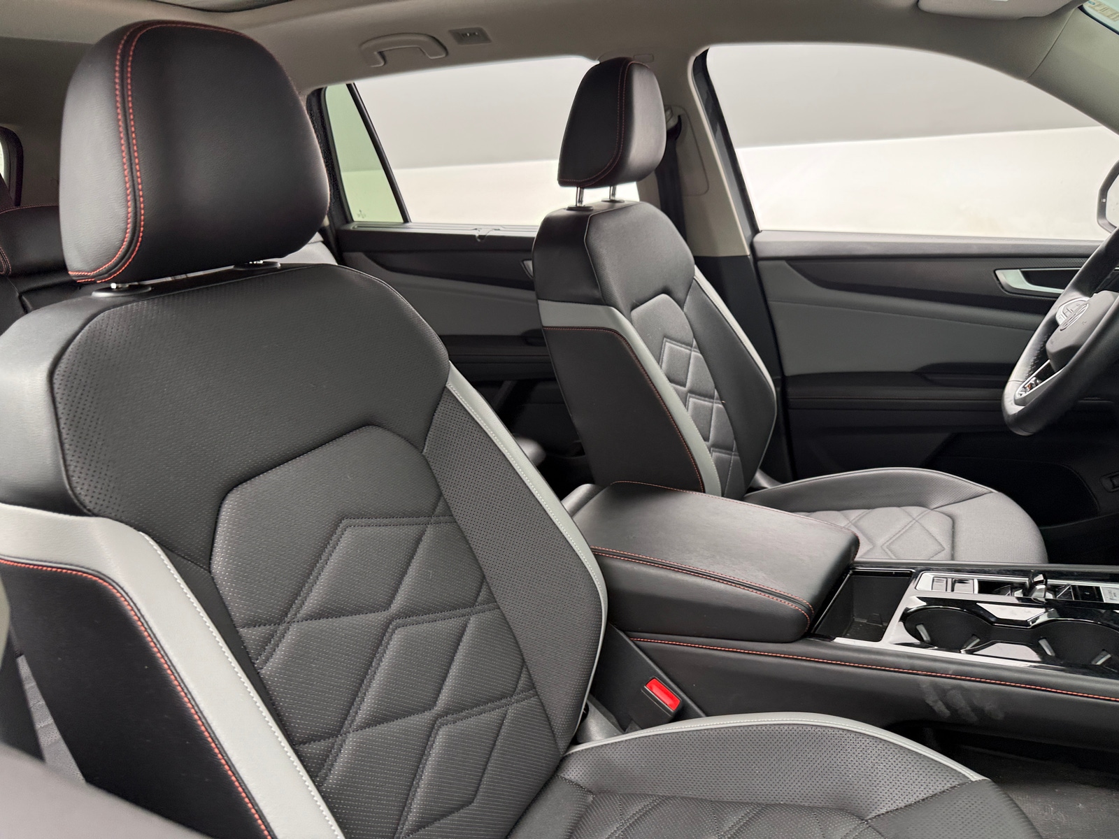 Thumbnail: 2024 Volkswagen Atlas - 2