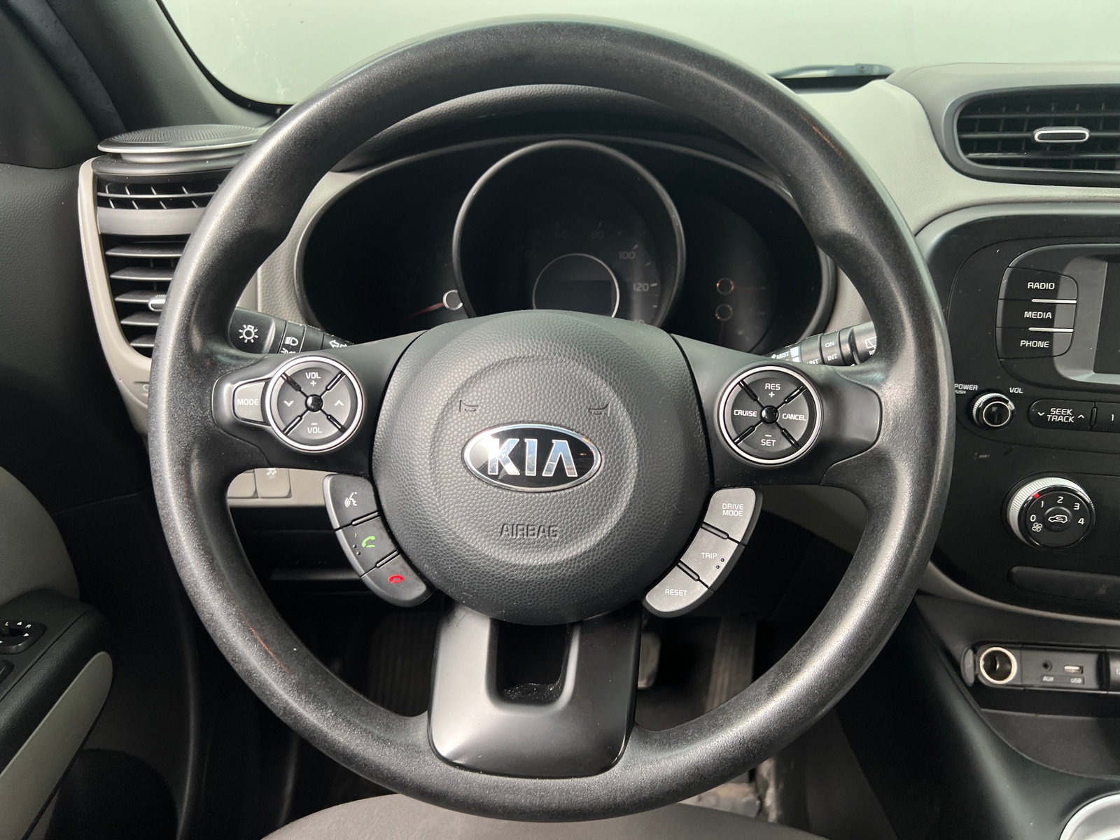 Thumbnail: 2017 Kia Soul - 5