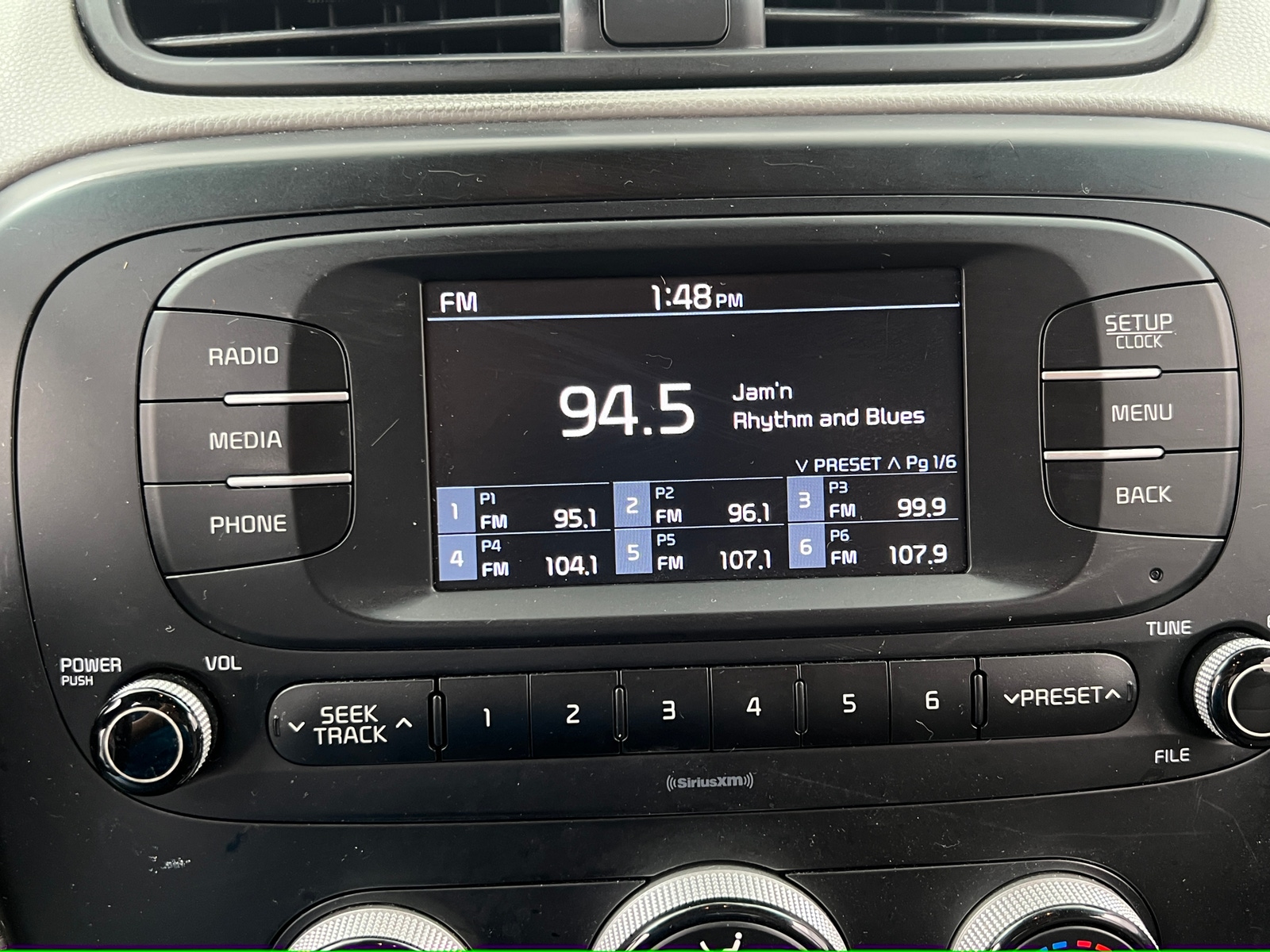 Thumbnail: 2017 Kia Soul - 4