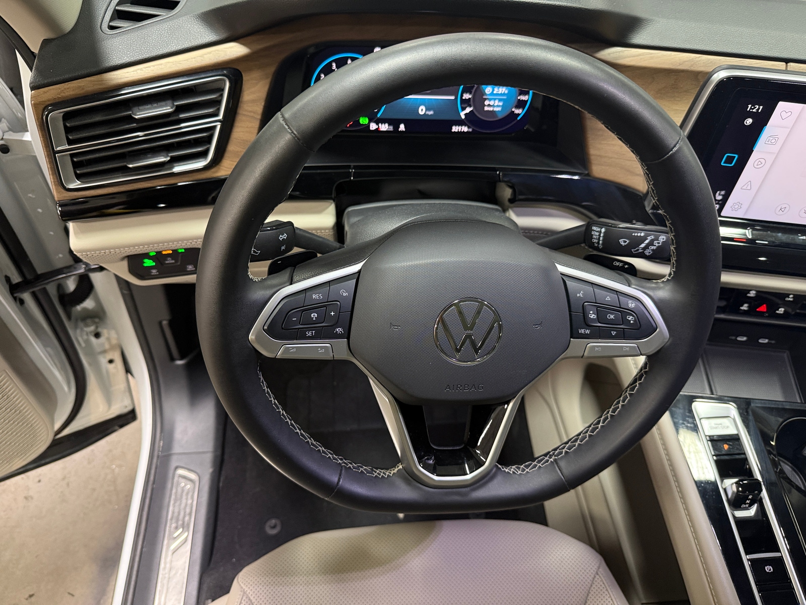 Thumbnail: 2024 Volkswagen Atlas - 5