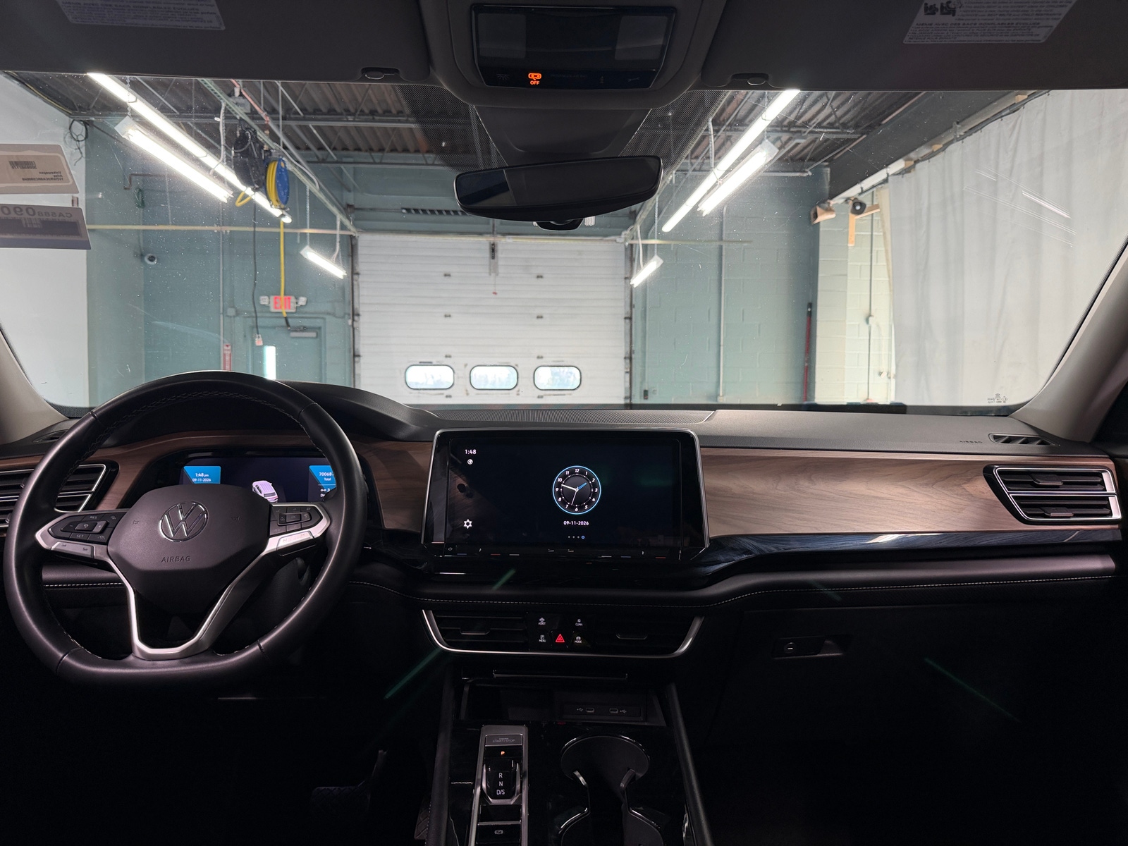 Thumbnail: 2024 Volkswagen Atlas - 3