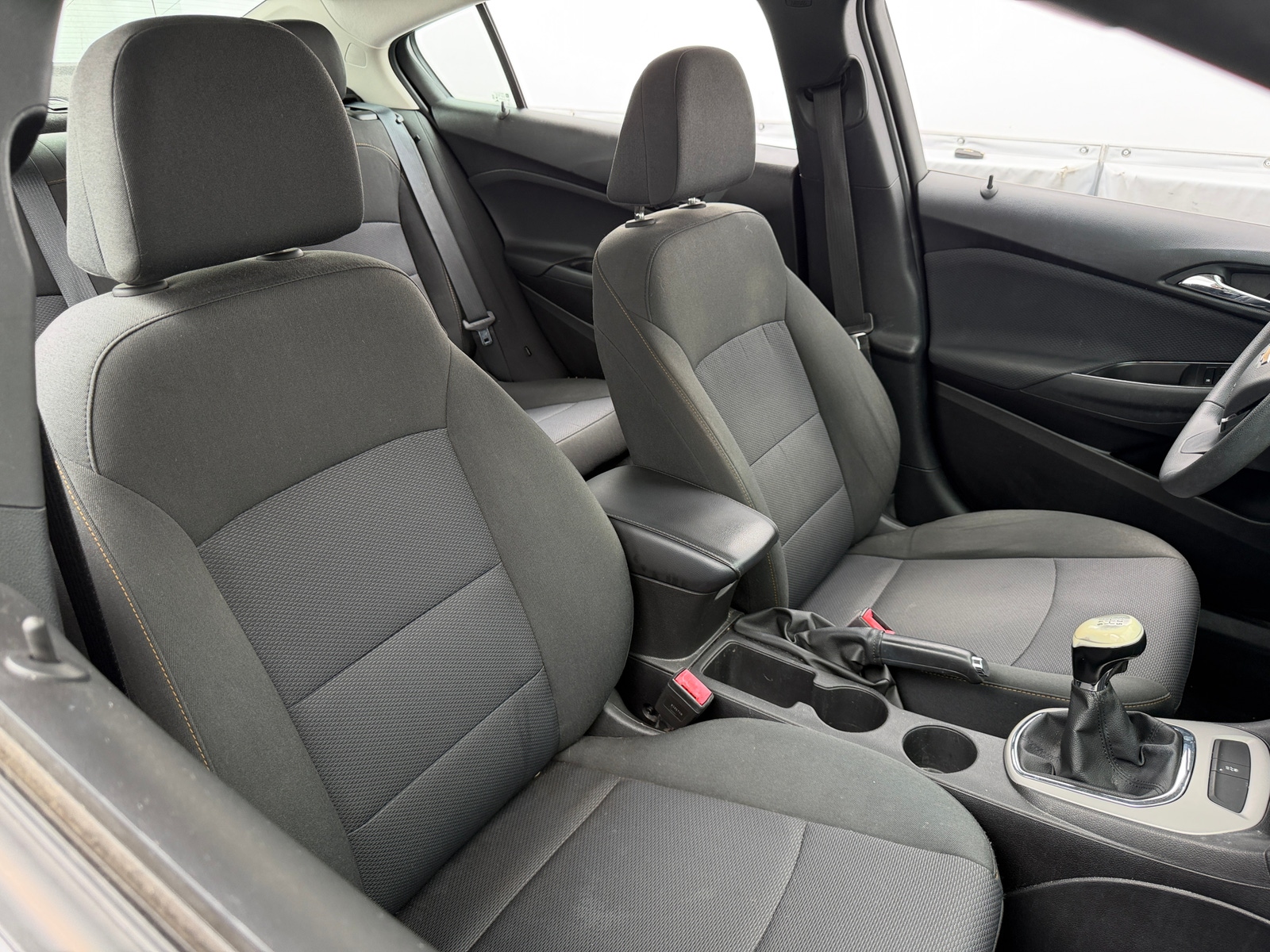 Thumbnail: 2018 Chevrolet Cruze - 2