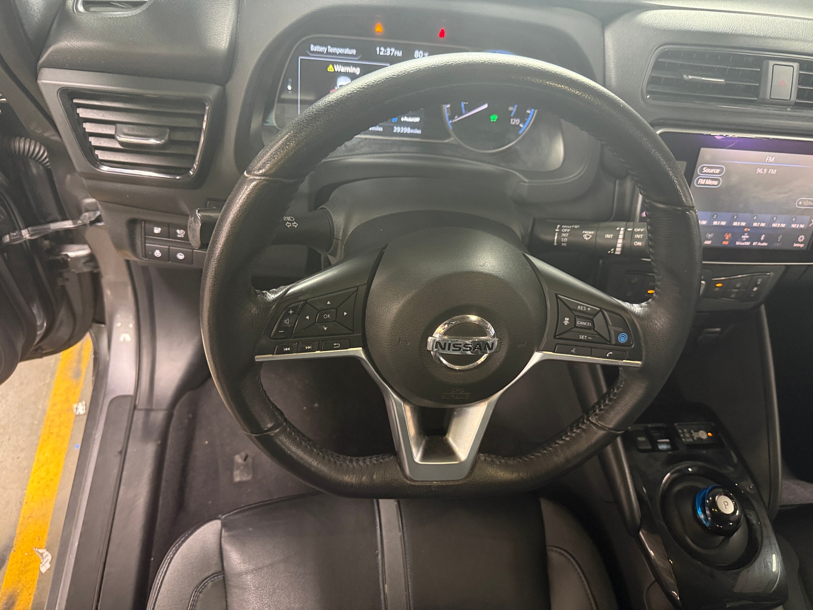 Thumbnail: 2020 Nissan Leaf - 4