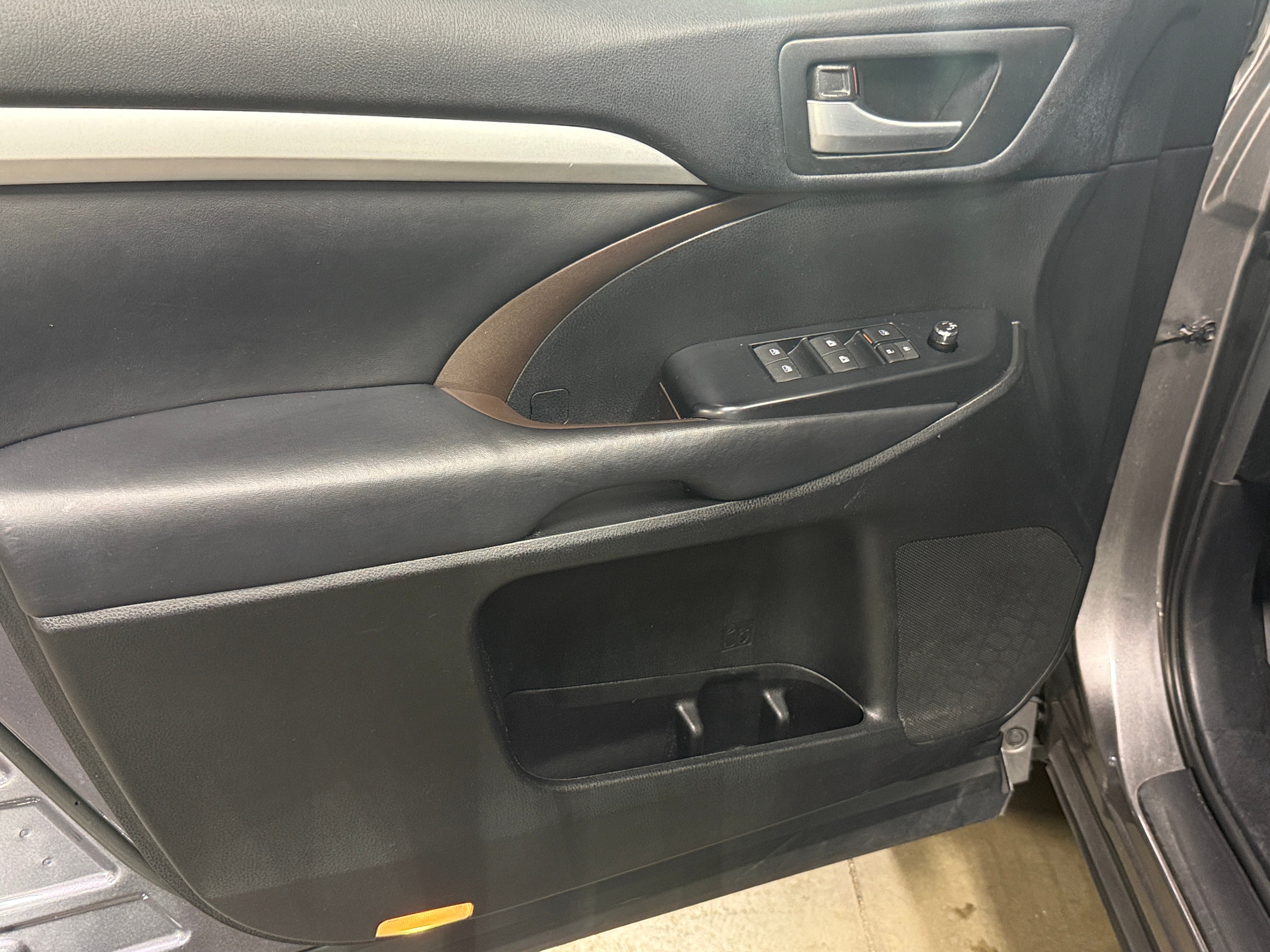 2017 Toyota Highlander