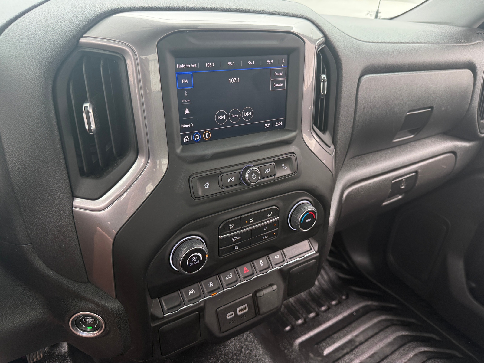 Thumbnail: 2023 Chevrolet Silverado 1500 - 3
