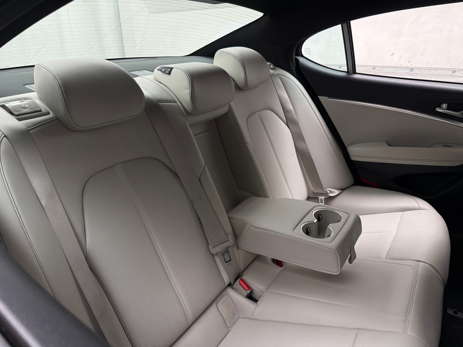 Thumbnail: 2025 Genesis G70 - 5