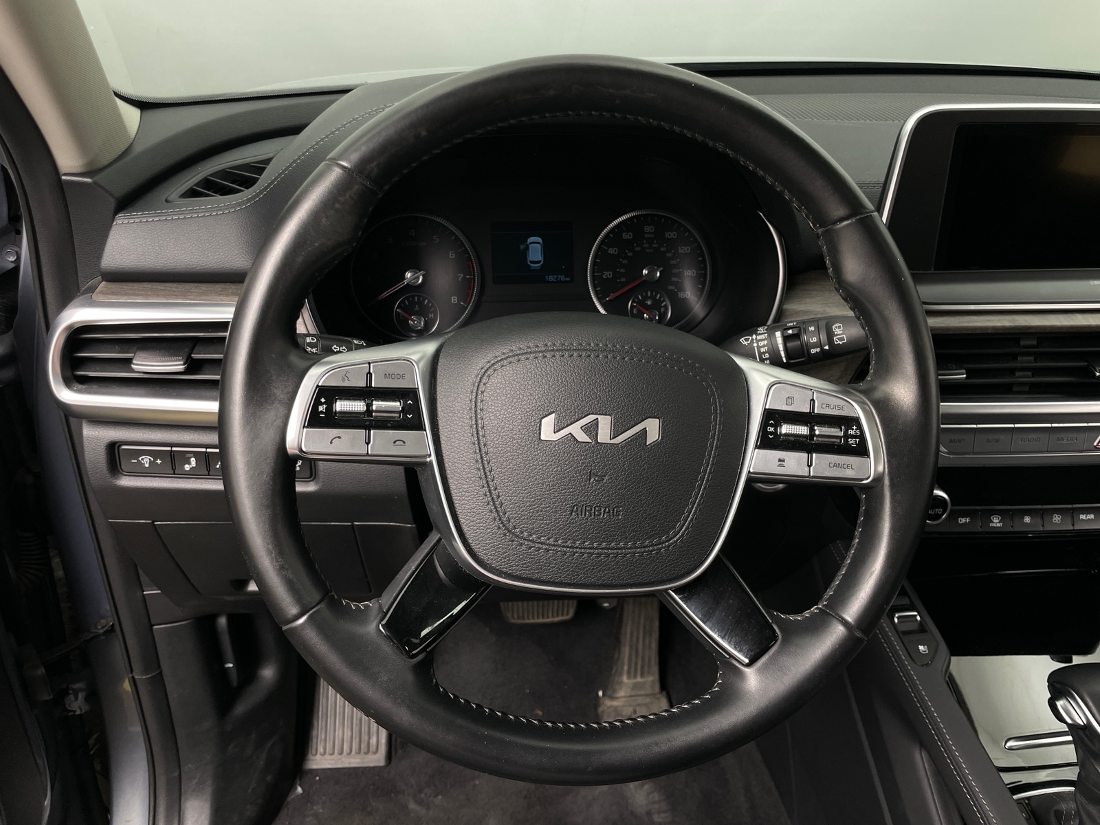 Thumbnail: 2022 Kia Telluride - 4