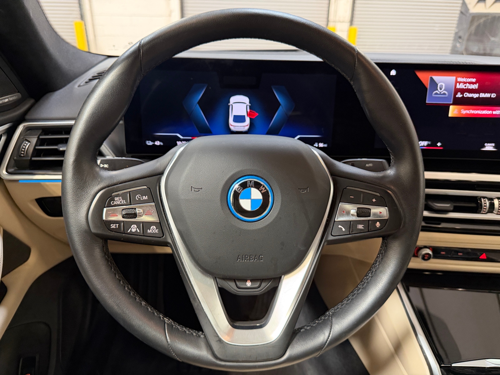 Thumbnail: 2023 BMW i4 - 4