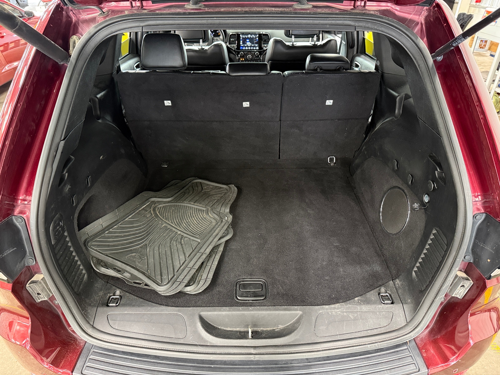 Thumbnail: 2019 Jeep Grand Cherokee - 6
