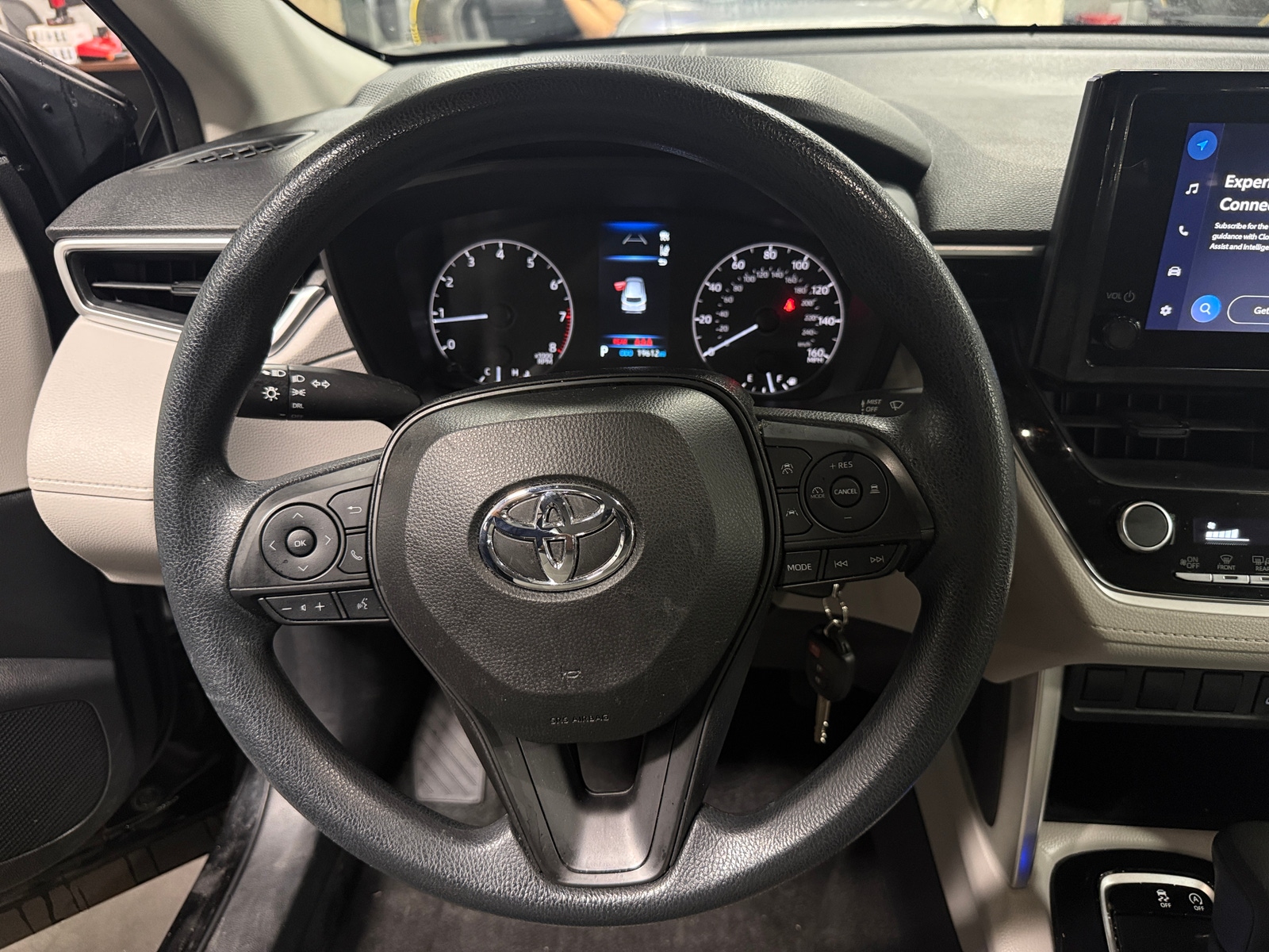 Thumbnail: 2023 Toyota Corolla Cross - 5