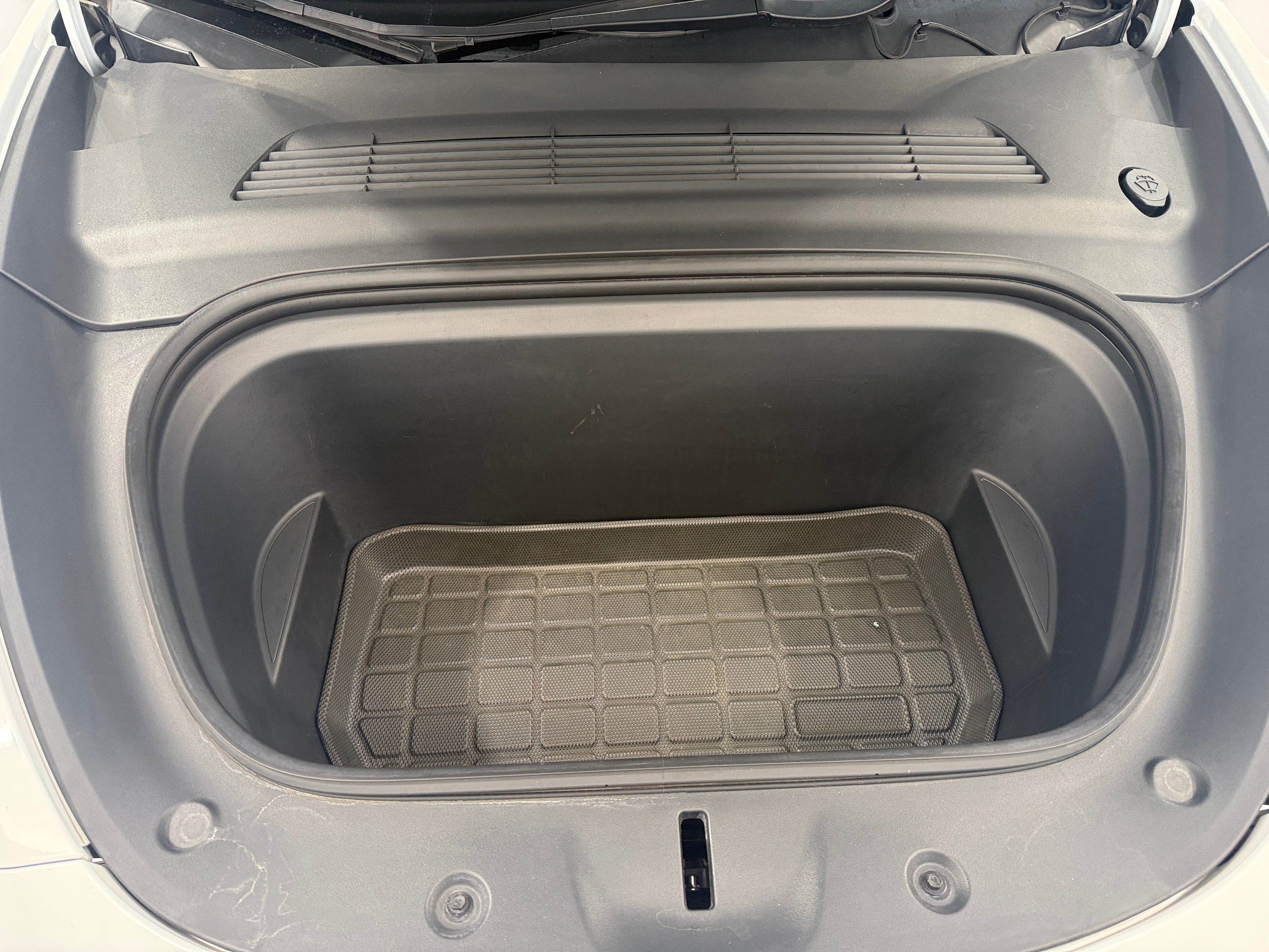Used 2021 Tesla Model Y Long Range with VIN 5YJYGDEE1MF274499 for sale in Auburn, WA