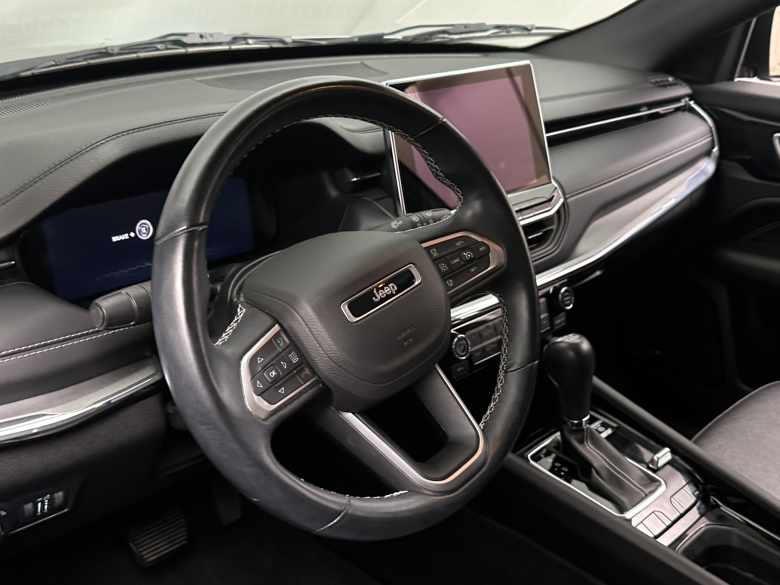 Thumbnail: 2022 Jeep Compass - 4