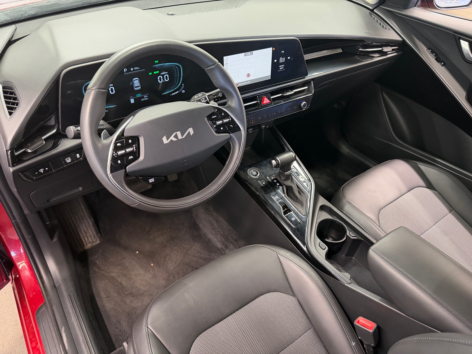 Thumbnail: 2025 Kia Niro - 2