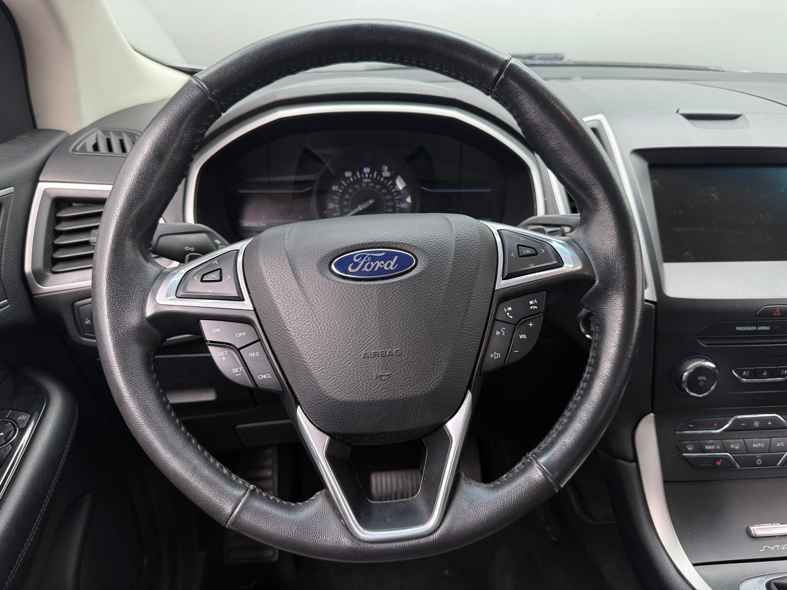 Thumbnail: 2015 Ford Edge - 4