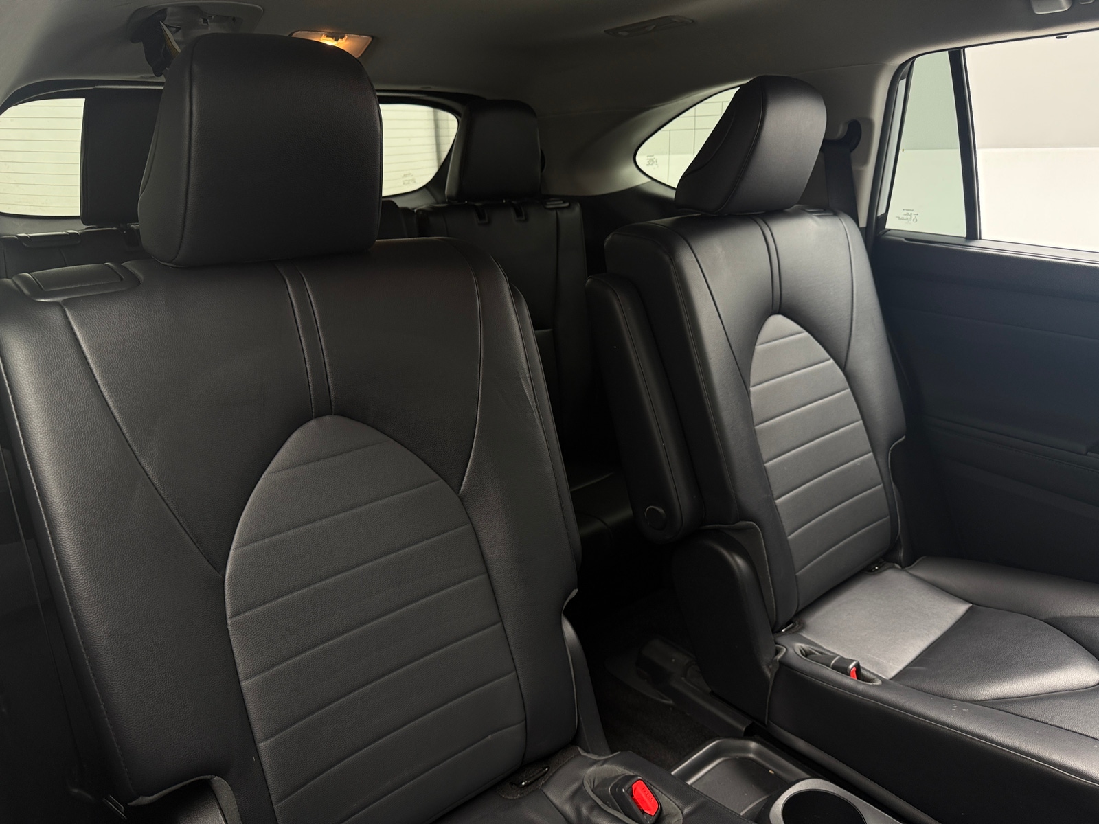 Thumbnail: 2023 Toyota Highlander - 5