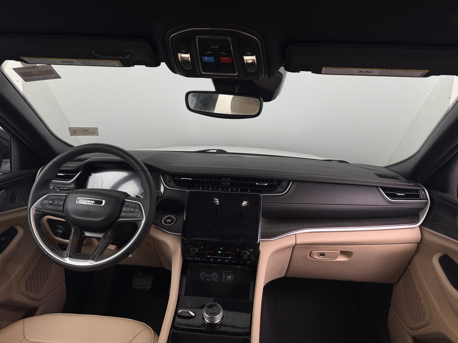 Thumbnail: 2024 Jeep Grand Cherokee L - 2