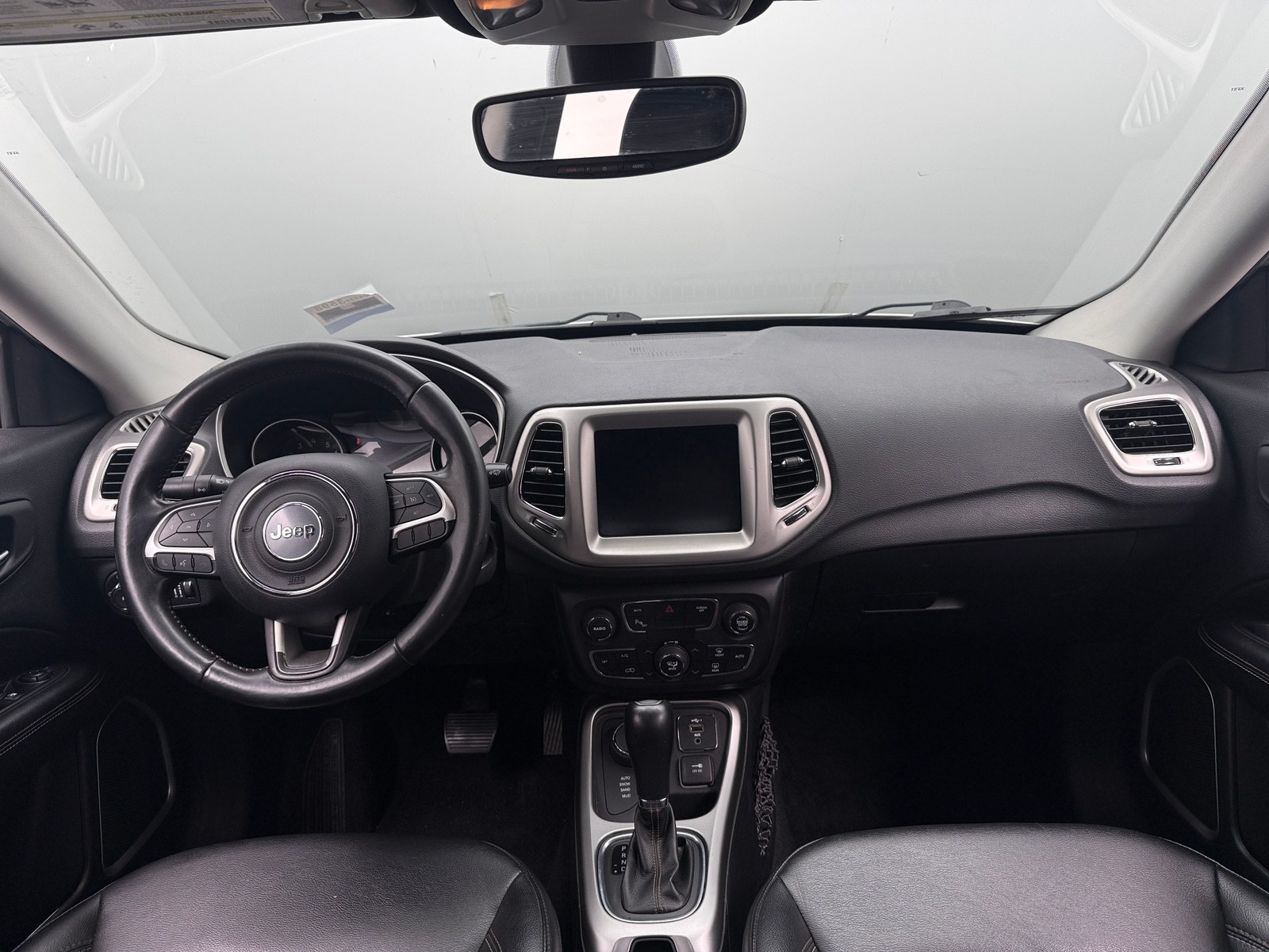 Thumbnail: 2019 Jeep Compass - 3