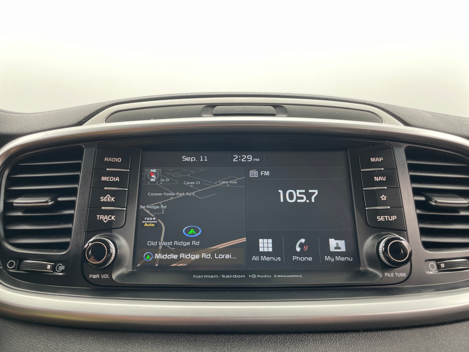 Thumbnail: 2019 Kia Sorento - 3