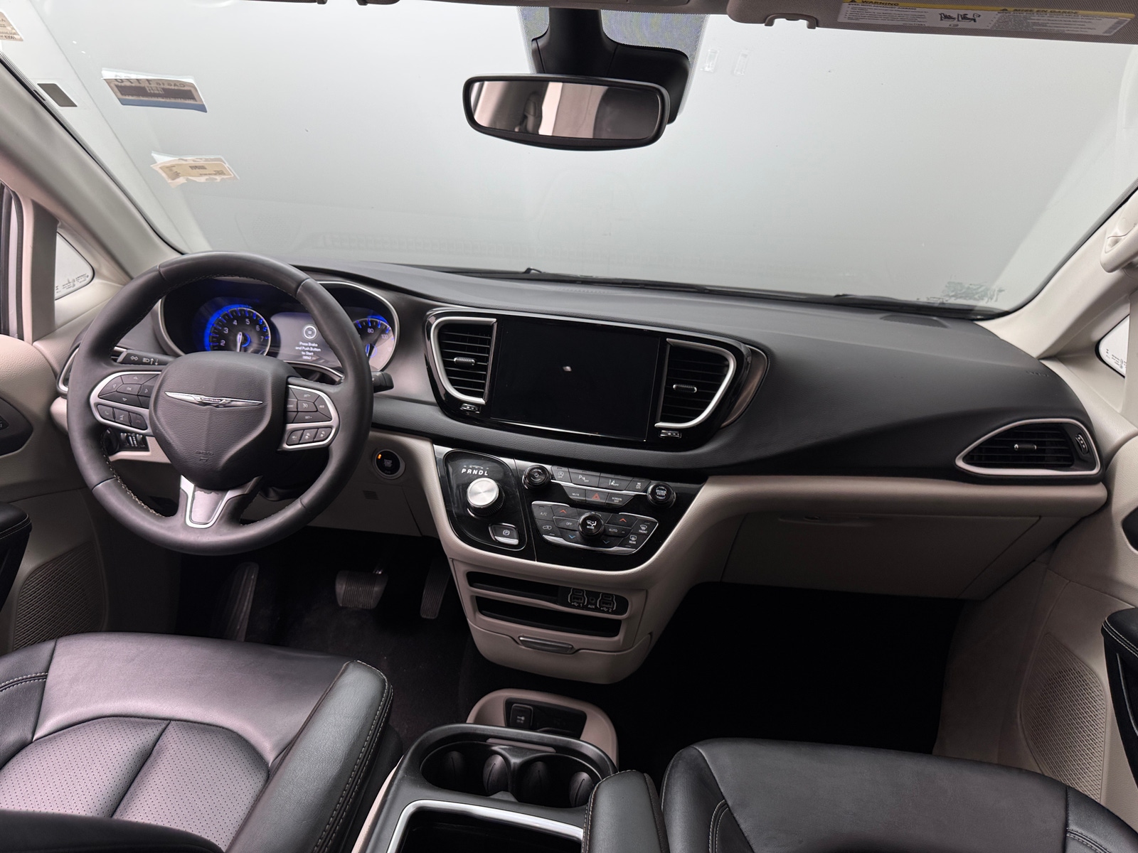Thumbnail: 2024 Chrysler Pacifica - 2