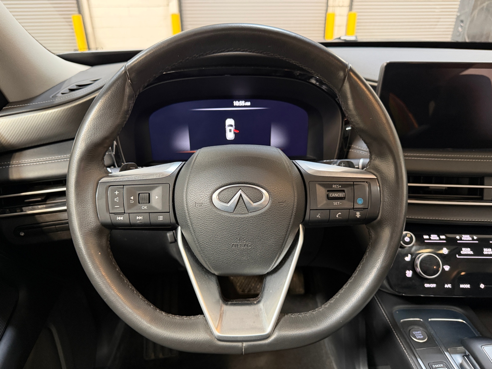 Thumbnail: 2023 INFINITI QX60 - 4