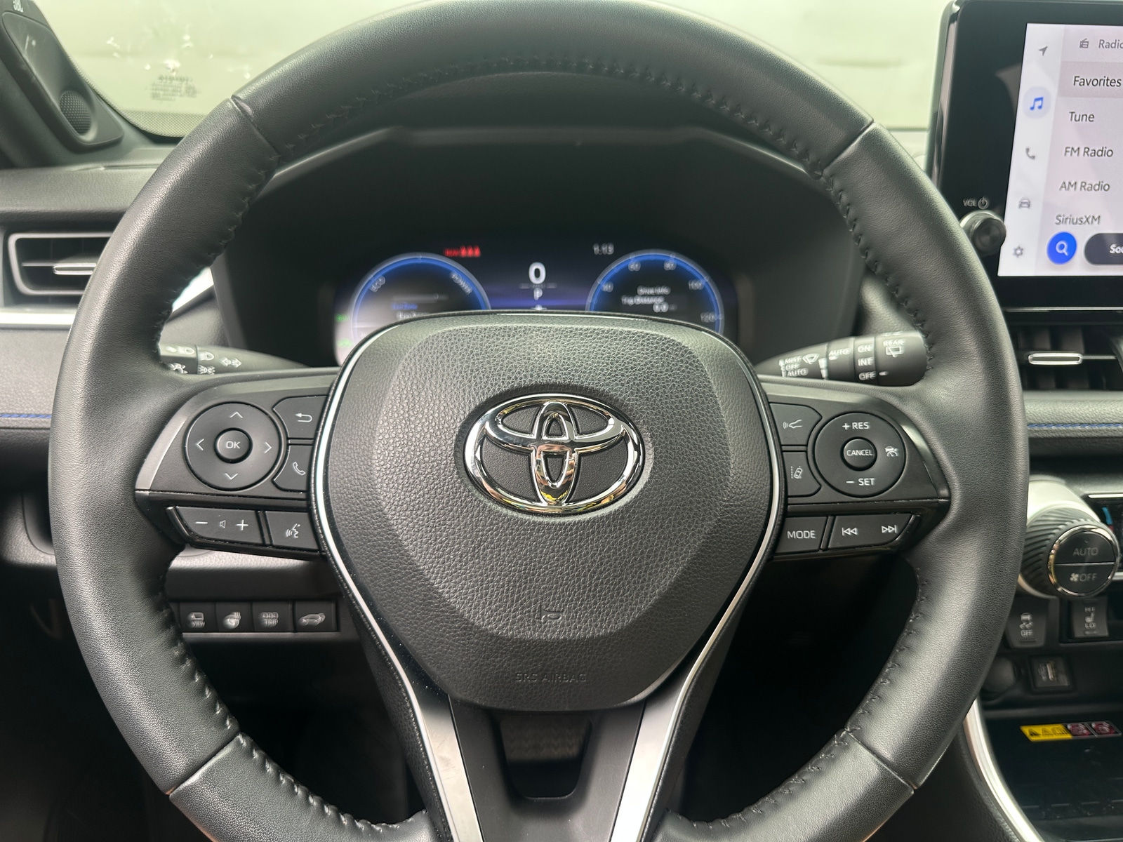 Thumbnail: 2024 Toyota RAV4 - 4