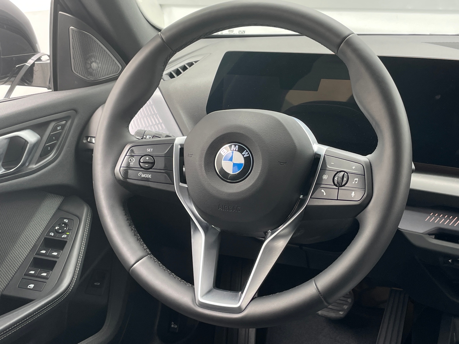 Thumbnail: 2026 BMW 2 Series - 4
