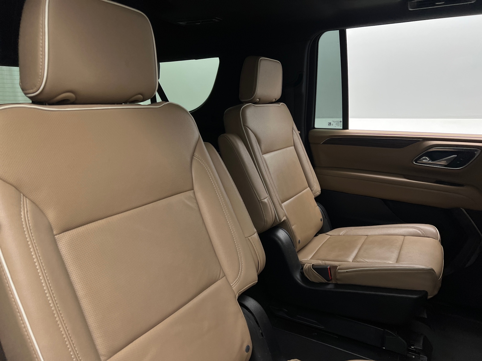 Thumbnail: 2023 Chevrolet Suburban - 5