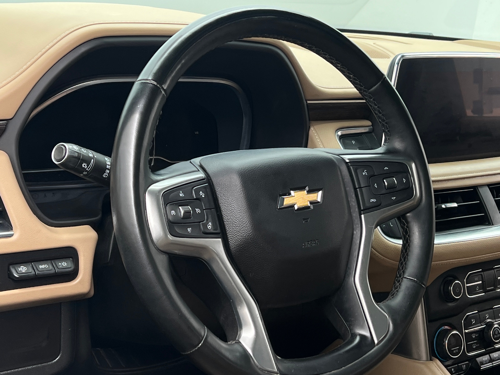 Thumbnail: 2023 Chevrolet Suburban - 4