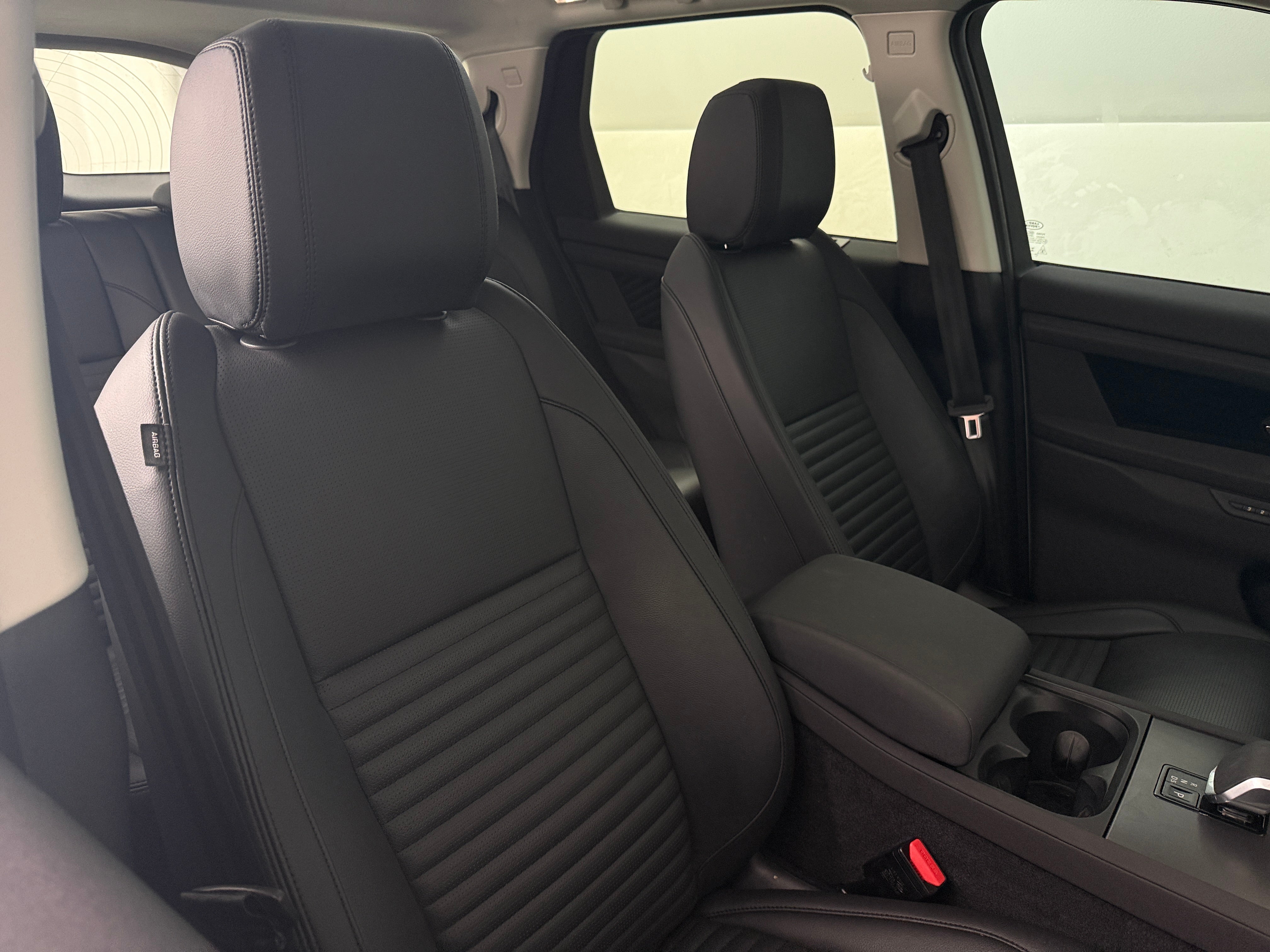 2025 Land Rover Discovery Sport